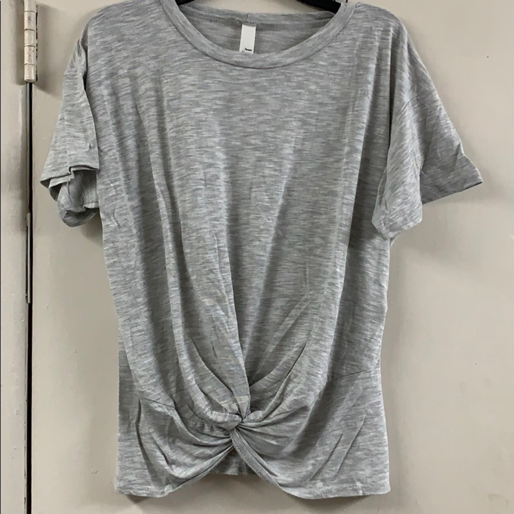 Gray short sleeved top